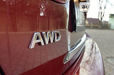 Седан Infiniti Q50 2014 в 