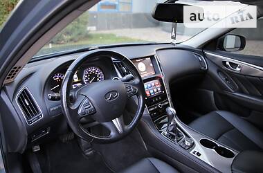 Седан Infiniti Q50 2015 в Харькове