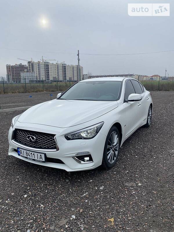 Седан Infiniti Q50 2018 в Киеве