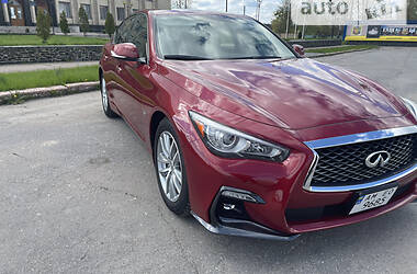 Седан Infiniti Q50 2016 в Романове