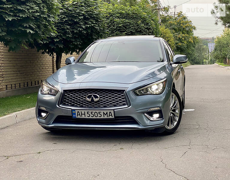 Седан Infiniti Q50 2018 в Мариуполе