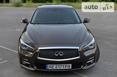 Седан Infiniti Q50 2015 в Днепре