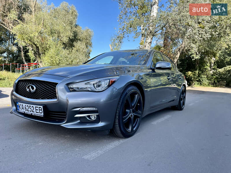 Седан Infiniti Q50 2016 в Киеве