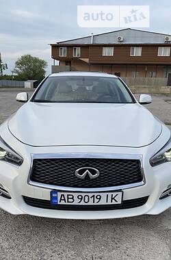 Седан Infiniti Q50 2016 в Виннице