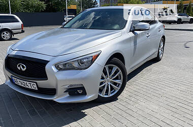 Седан Infiniti Q50 2015 в Днепре