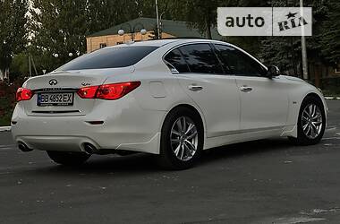 Седан Infiniti Q50 2016 в Днепре