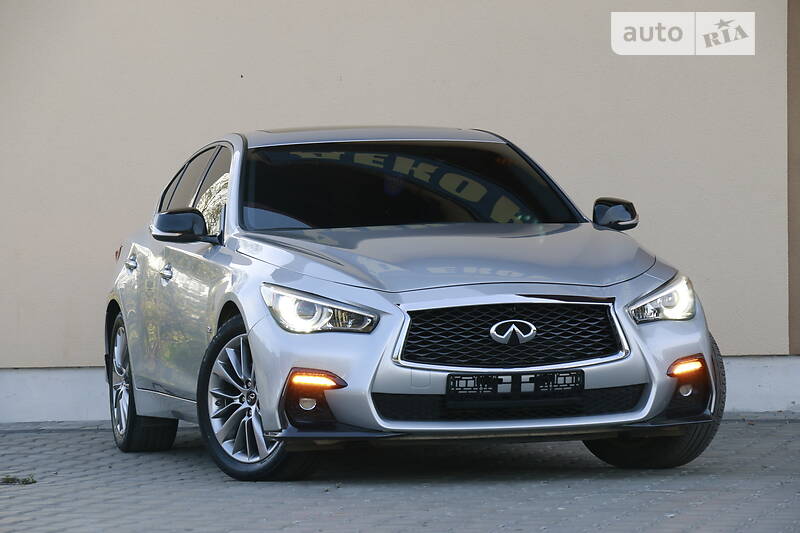Infiniti Q50 luxe sport