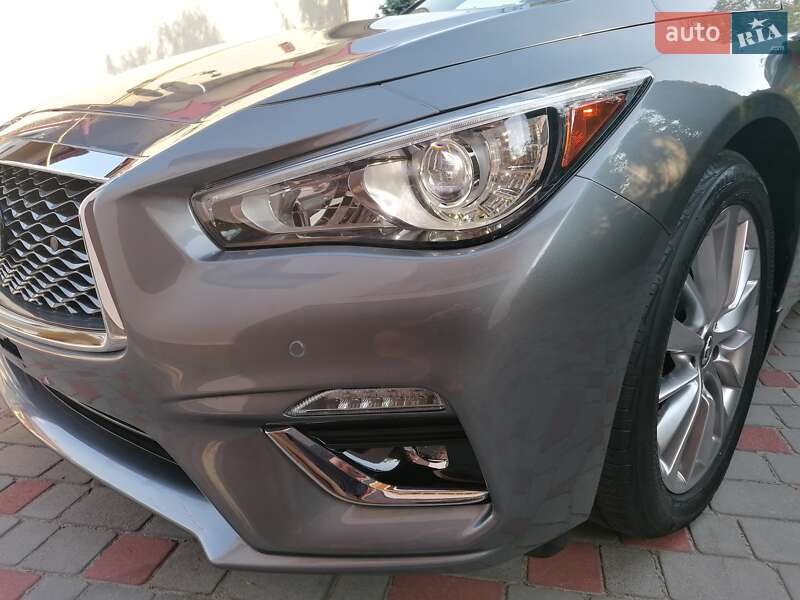 Седан Infiniti Q50 2020 в Львове
