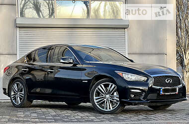 Седан Infiniti Q50 2014 в Днепре