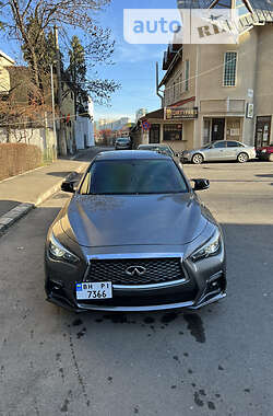 Седан Infiniti Q50 2016 в 