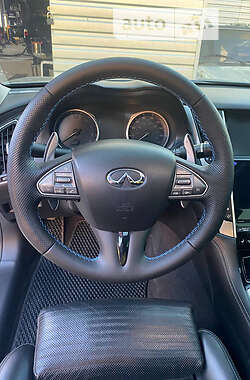 Седан Infiniti Q50 2016 в 