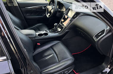 Седан Infiniti Q50 2015 в Днепре