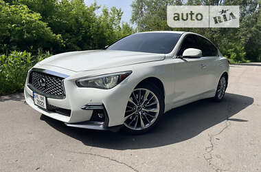 Седан Infiniti Q50 2018 в Дніпрі