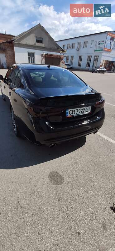 Седан Infiniti Q50 2017 в Чернигове