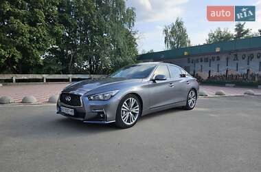 Седан Infiniti Q50 2017 в Чутове