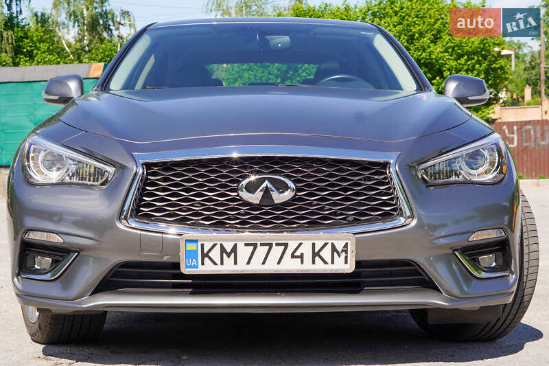 Седан Infiniti Q50 2018 в Житомире