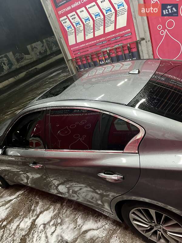 Седан Infiniti Q50 2018 в Киеве