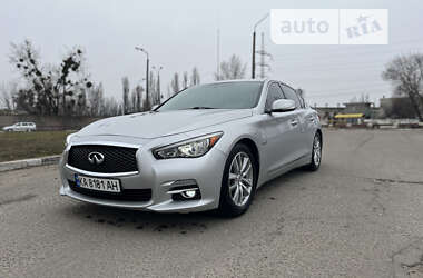 Седан Infiniti Q50 2015 в Киеве