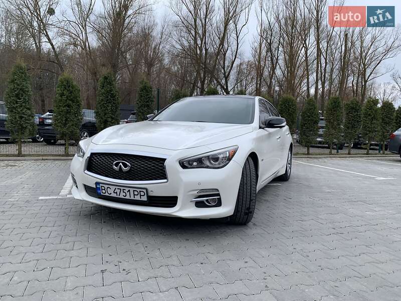 Infiniti Q50 2016