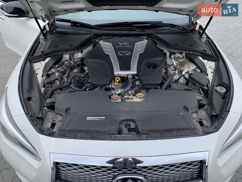 Седан Infiniti Q50 2016 в Хмельницком