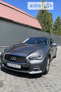 Седан Infiniti Q50 2015 в Чернівцях