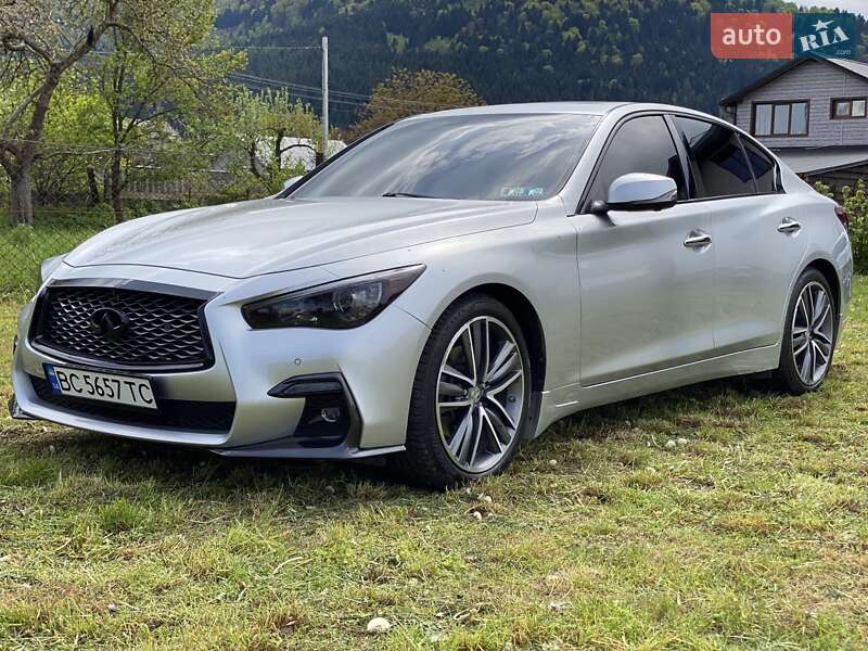 Седан Infiniti Q50 2016 в Львові