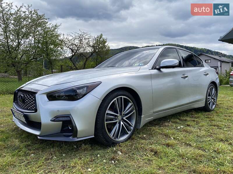 Седан Infiniti Q50 2016 в Львові