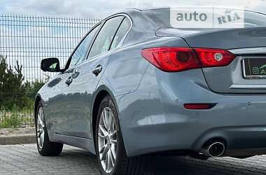 Седан Infiniti Q50 2014 в Киеве