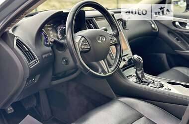 Седан Infiniti Q50 2014 в Киеве