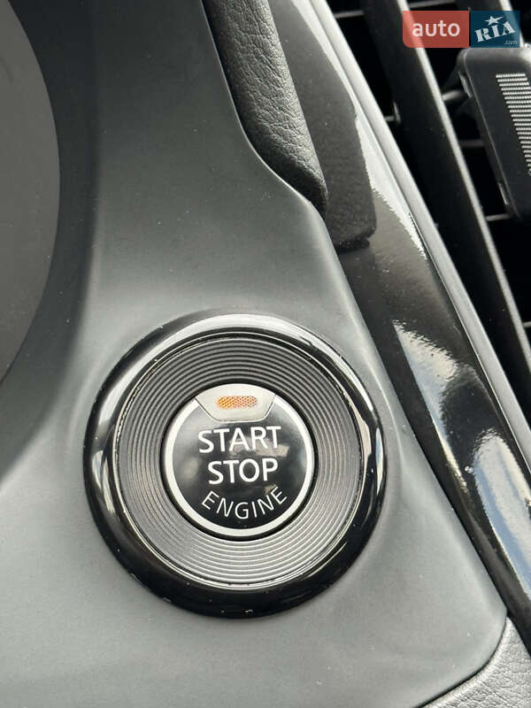 Седан Infiniti Q50 2017 в Хмельницком фото 37 Седан Infiniti Q50 2017 в Хмельницком