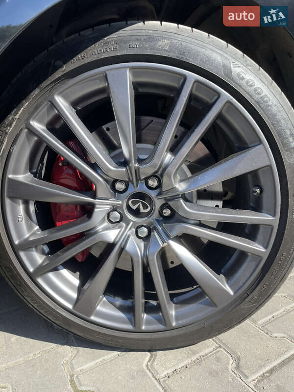 Седан Infiniti Q50 2017 в Одесі