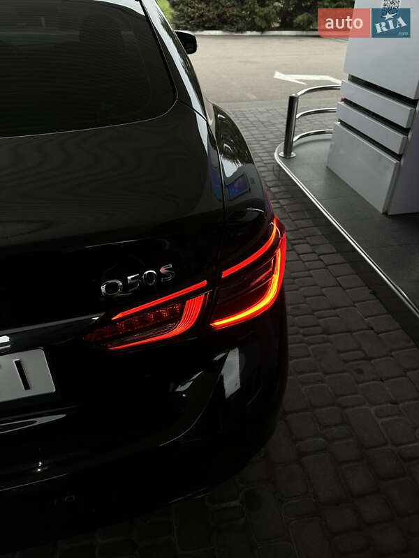 Седан Infiniti Q50 2017 в Одесі