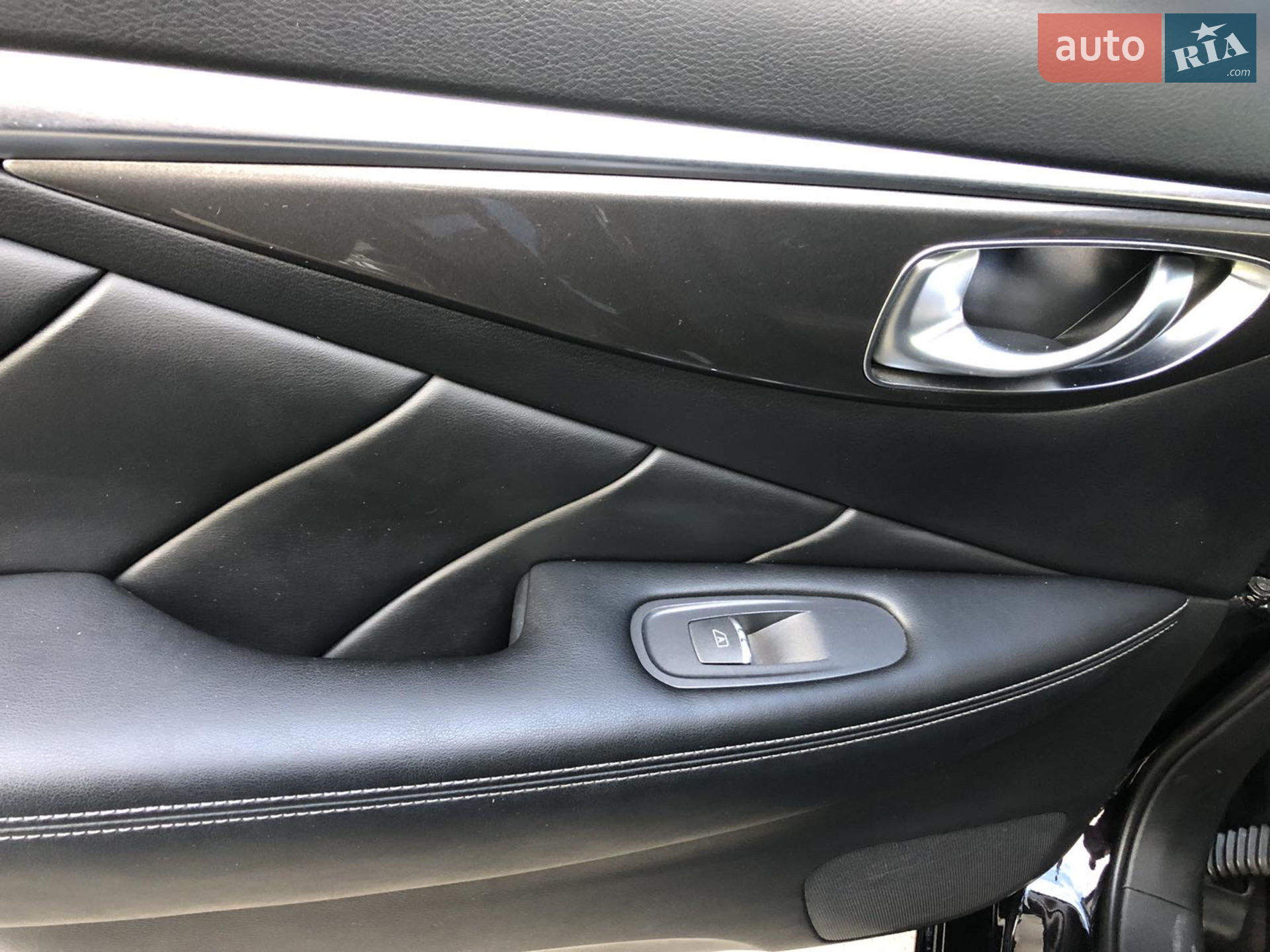 2016 Infiniti Q50 - мініатюра 2