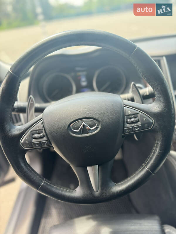Седан Infiniti Q50 2016 в Киеве