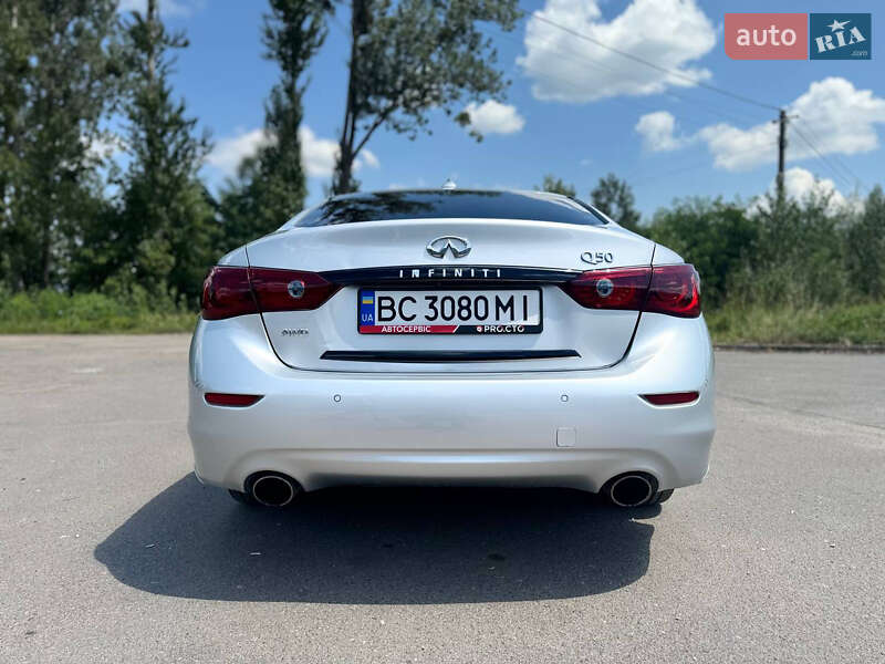 Седан Infiniti Q50 2015 в Львові