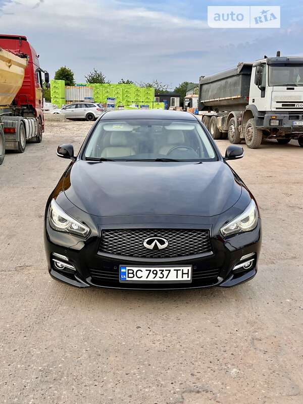 Седан Infiniti Q50 2016 в Львове