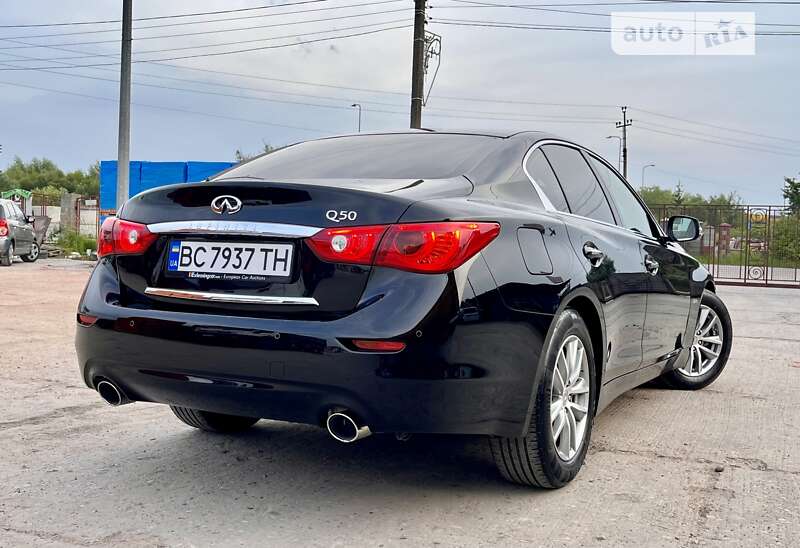Седан Infiniti Q50 2016 в Львове