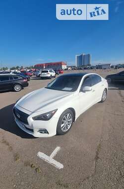 Седан Infiniti Q50 2013 в Киеве