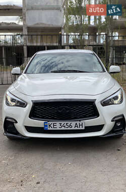Седан Infiniti Q50 2017 в 