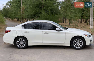Седан Infiniti Q50 2017 в Кривому Розі