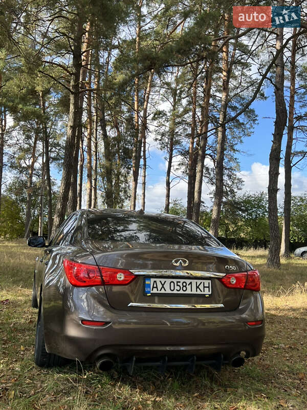 Седан Infiniti Q50 2017 в Чернигове