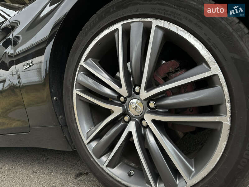 Седан Infiniti Q50 2016 в Києві