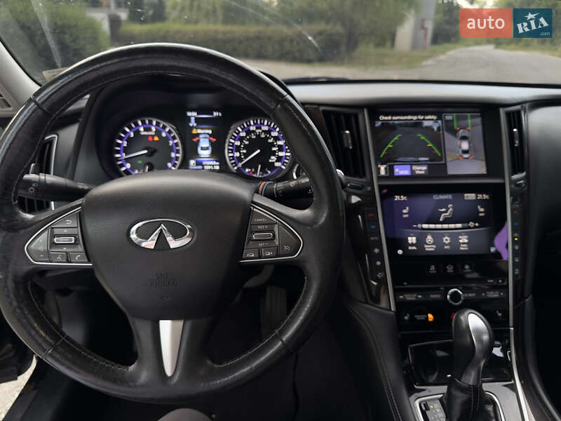 Седан Infiniti Q50 2016 в Києві