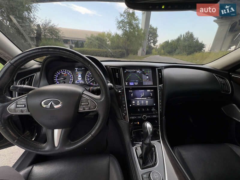 Седан Infiniti Q50 2016 в Києві