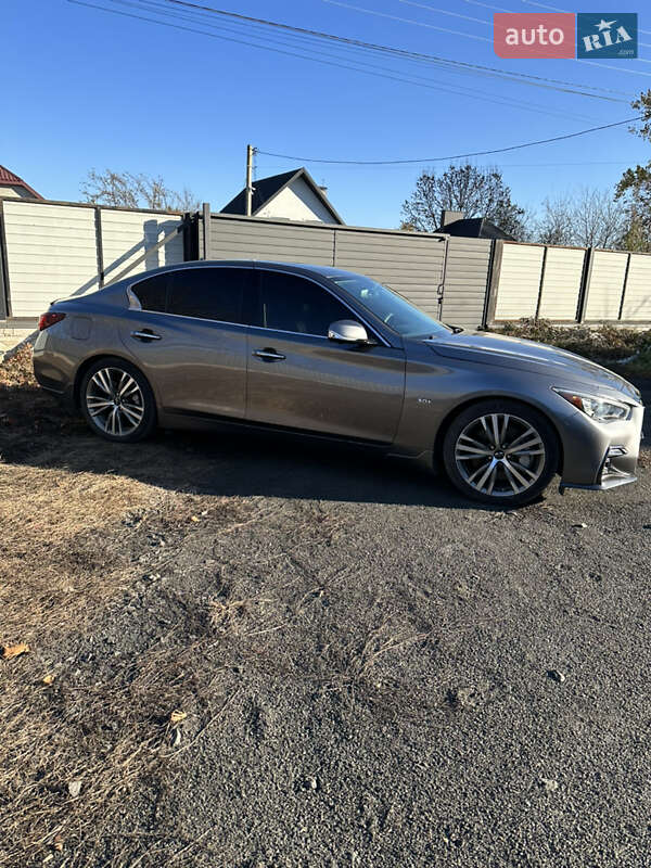 Седан Infiniti Q50 2019 в Нововолинську