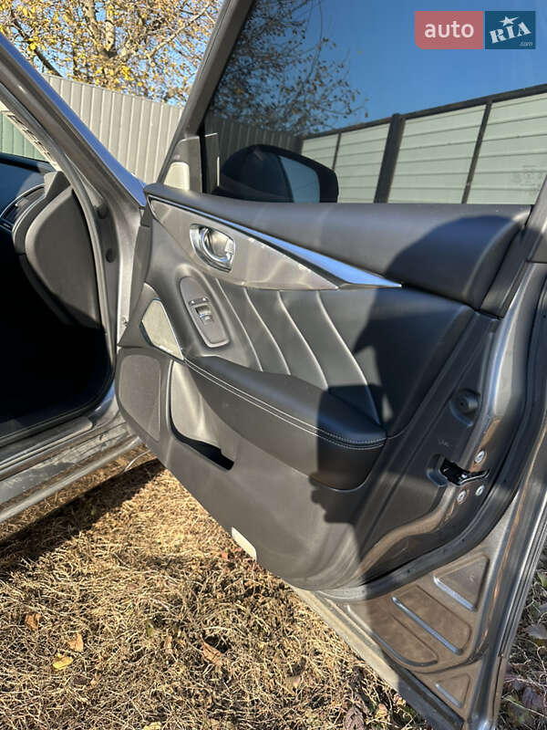 Седан Infiniti Q50 2019 в Нововолинську