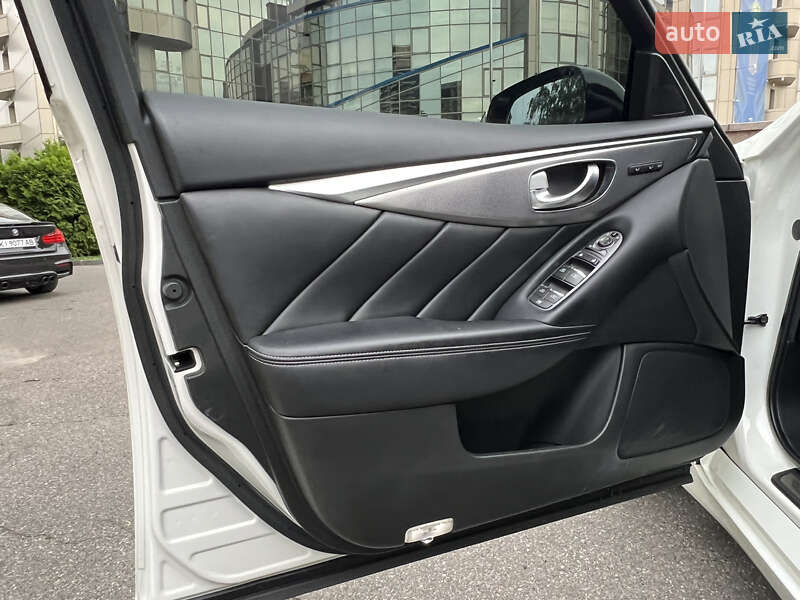 Седан Infiniti Q50 2014 в Києві фото 16 Седан Infiniti Q50 2014 в Києві