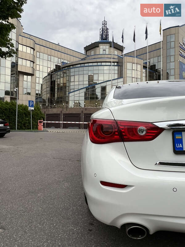 Седан Infiniti Q50 2014 в Києві фото 17 Седан Infiniti Q50 2014 в Києві