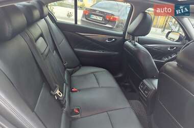 Седан Infiniti Q50 2016 в 