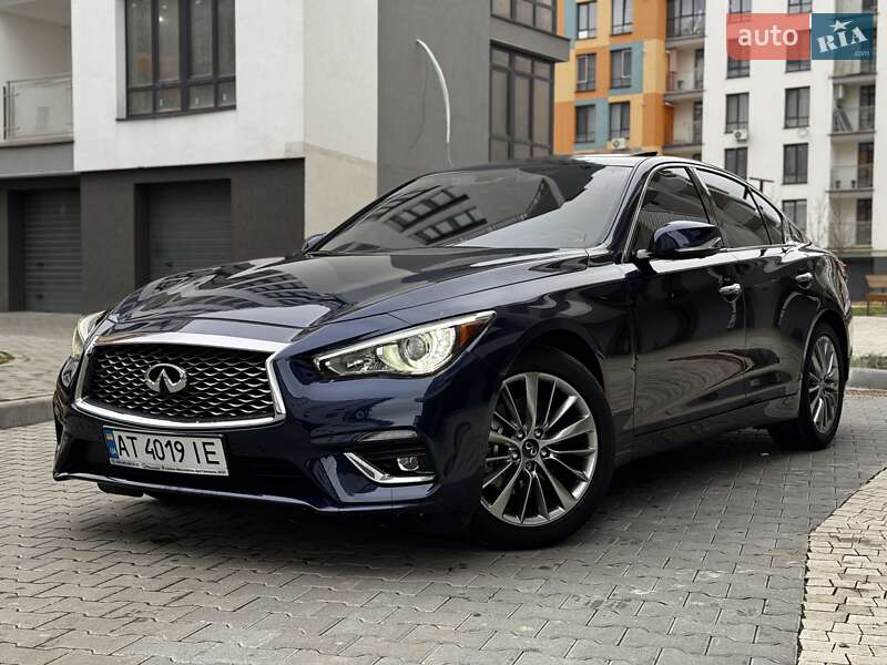 Седан Infiniti Q50 2023 в Ивано-Франковске